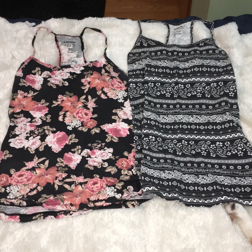 BUNDLE TWO TANK TOPS RACER BACK PATTERN FLORAL